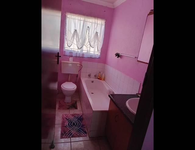 0 BEDROOM PROPERTY TO RENT IN PROTEA GLEN
